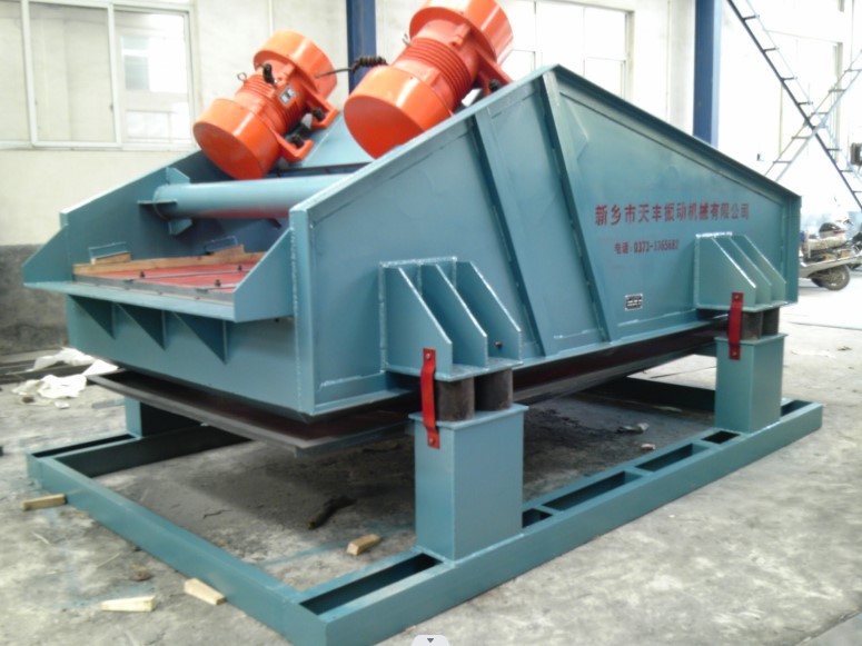 廣西 兩臺電機(jī)的振動(dòng)篩方向怎么轉(zhuǎn)，向內(nèi)轉(zhuǎn)與向外轉(zhuǎn)有區(qū)別嗎？